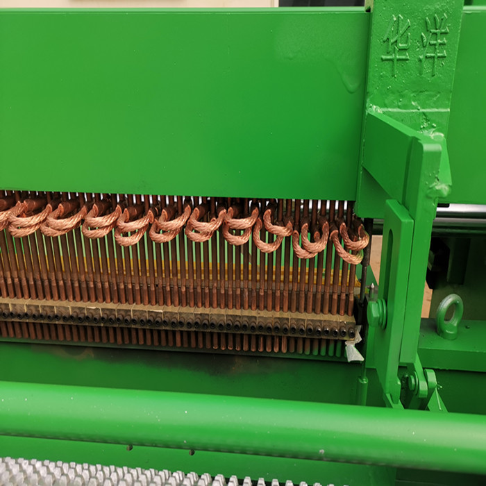 Anticorrosion Chicken Fence Wire Mesh Welder Automatic