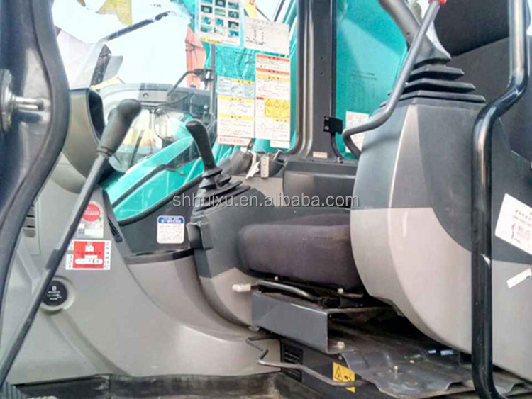 low working hours second hand crawler excavator kobelco 135/original color used kobelco 135 on sale