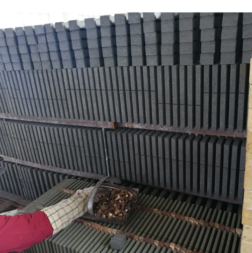 3.0g/cm3 Silicon Nitride Bonded Silicon Carbide SIC Plates for Customer Requirements