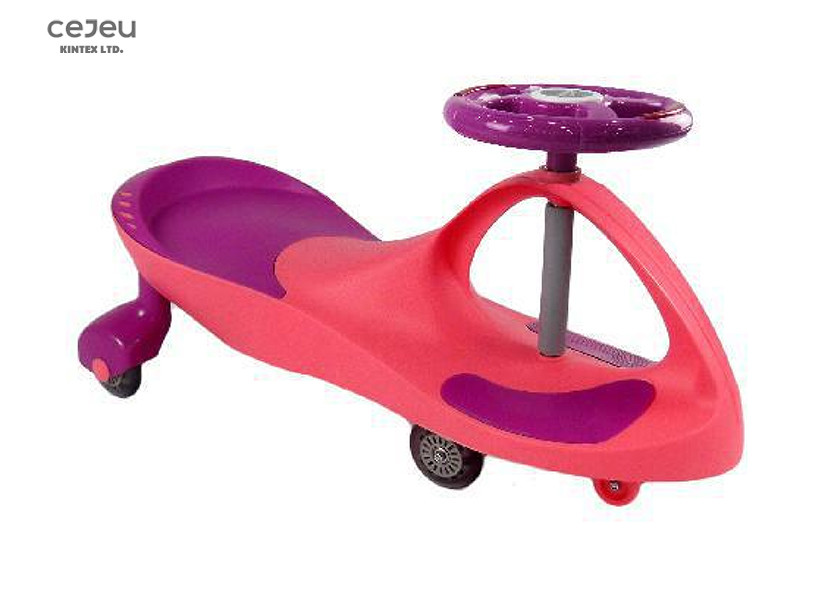 Multicolor Splicing Kids Swing Cars 40 Month Twister Swing Car With PVC Silent Wheels