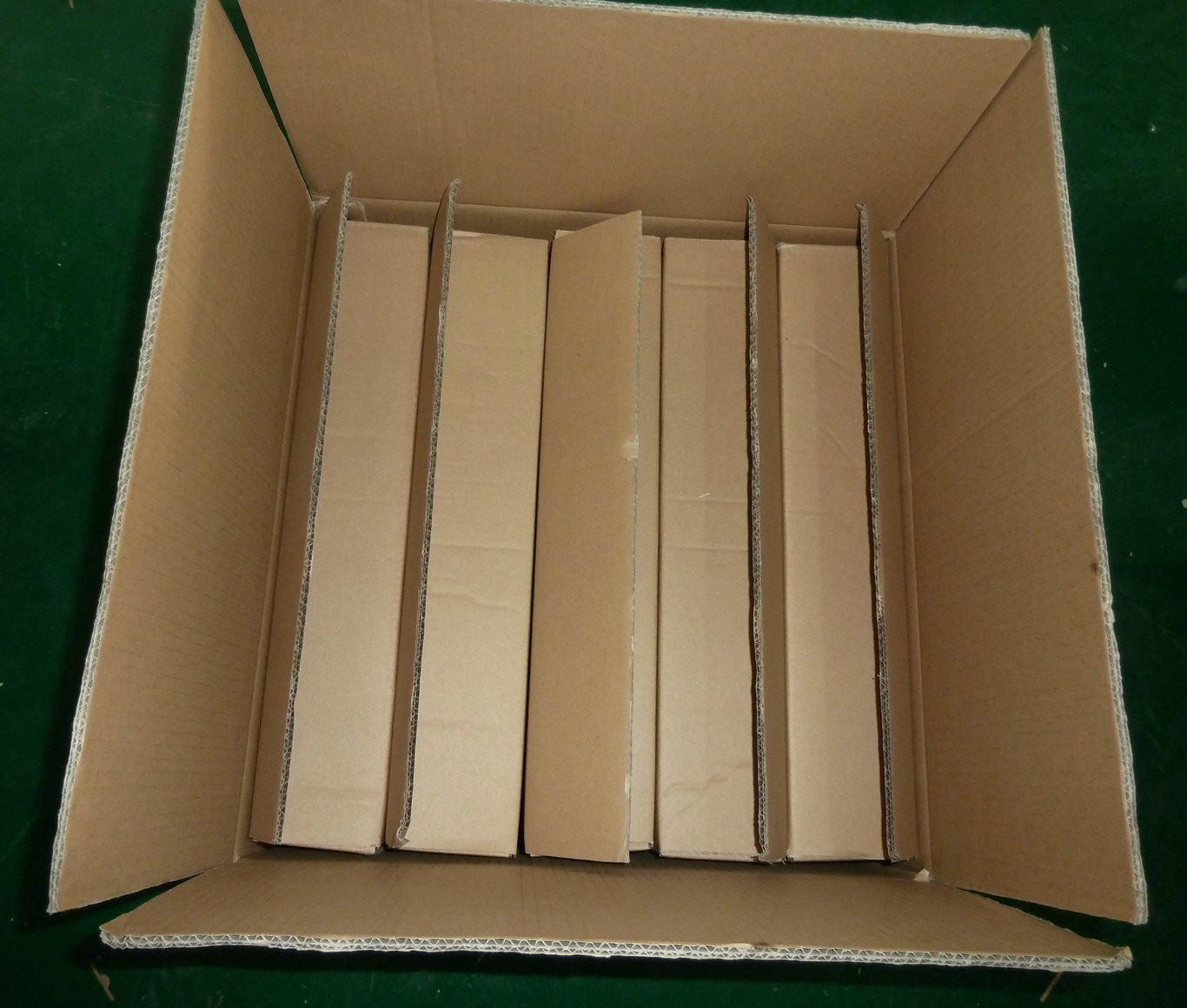 Low cost 15 inch frameless LCD video screen for shelves/display racks
