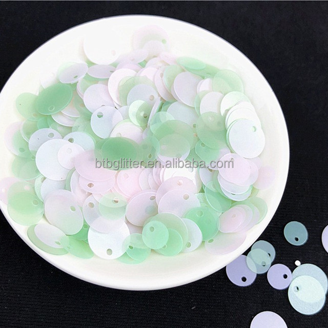 OEM/ODM Yes.We Provide OEM White and Green Sequins Feathers Fully Sequined Applique Patch DIY Craft Essential
