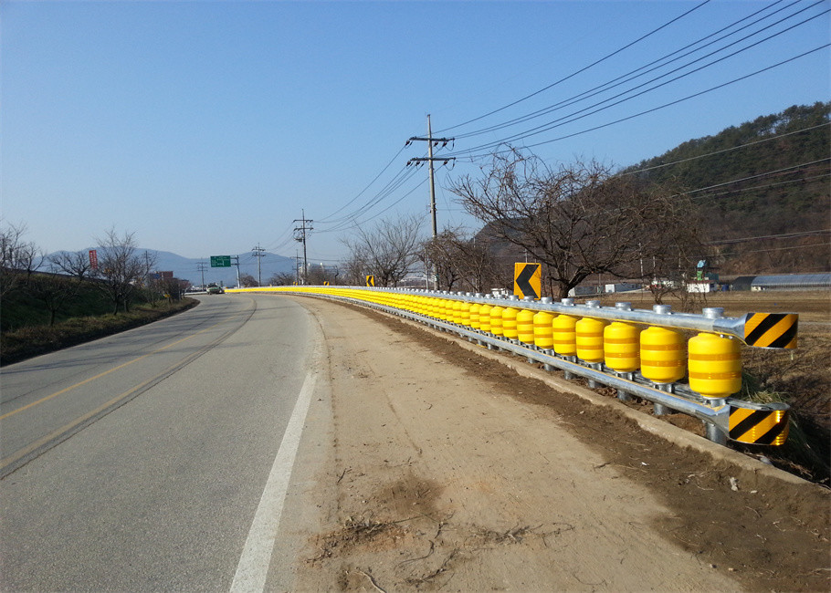 Fence Height 2m Length 3m Safety Roller Barrier with EVA Foam