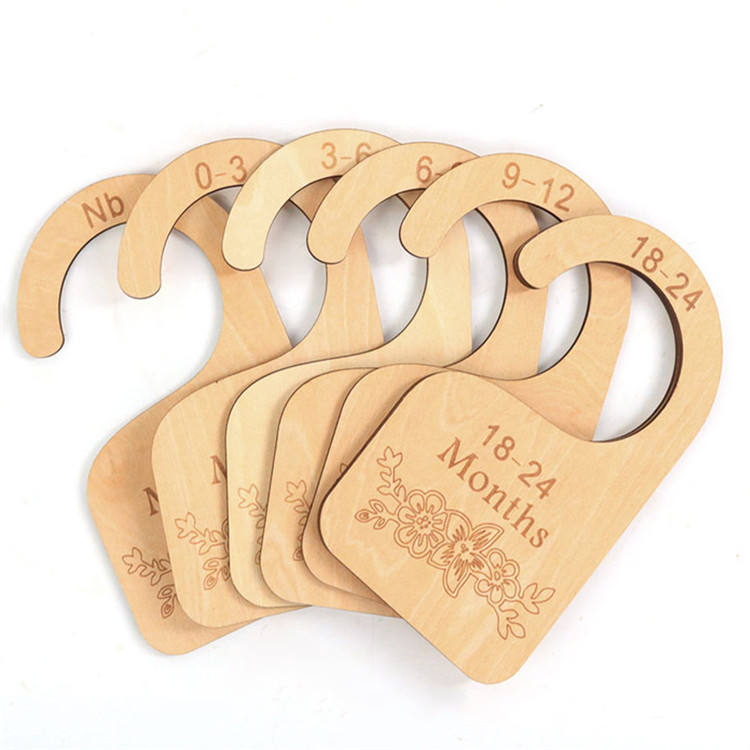 Hot Selling Eco-friendly Wooden Baby Closet Dividers Hanging Set For Newborn Gift