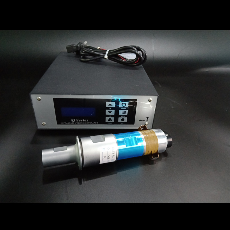 ultrasonic welder booster with generator 2000W 20khz ultrasonic welding booster generator for Plastic and Metal Welding
