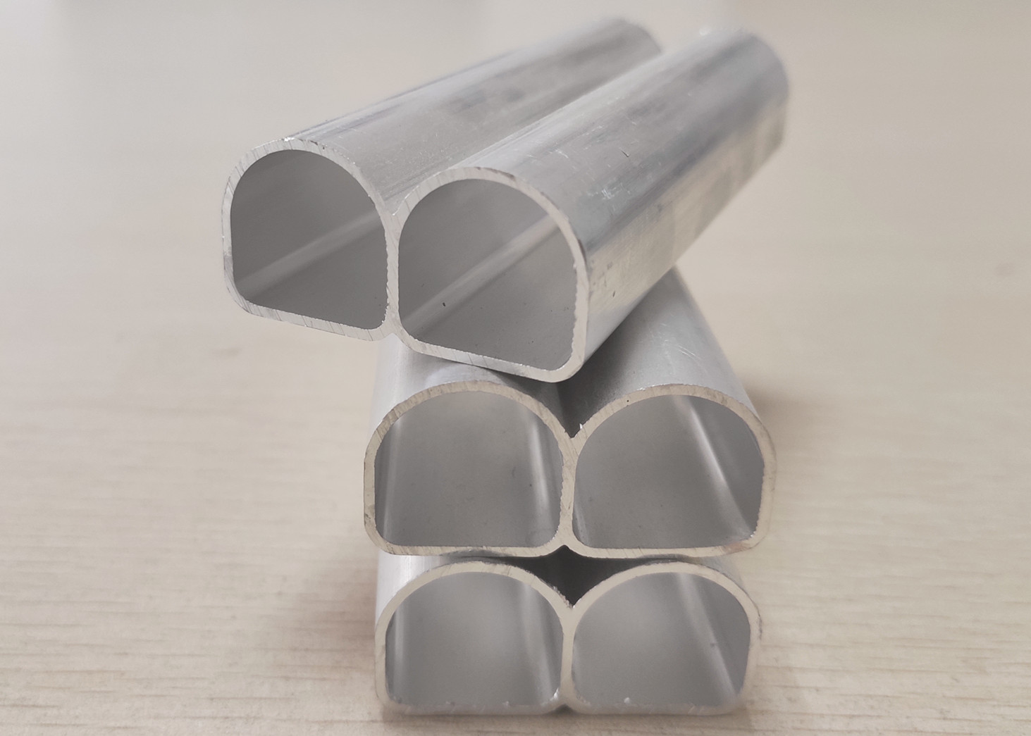 D - Type Aluminium High Frequency Welded Pipes For Radiator Heat Exchanger Intercooler Oil Cooler CAC