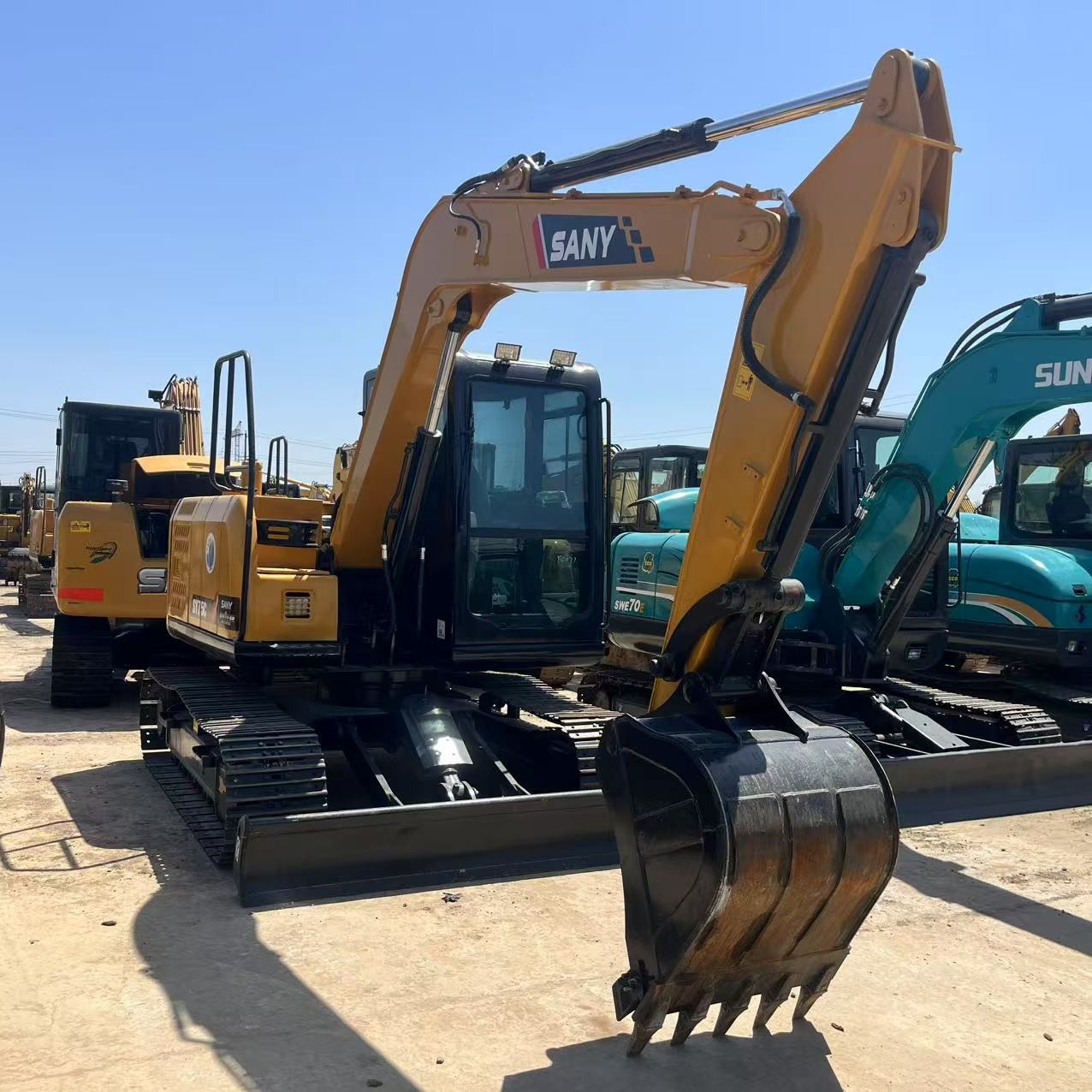 7ton Used Excavators Sany Sy75 Crawler Digger With Blade And EPA