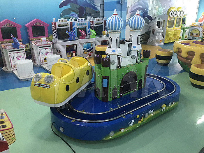 2 Players Carousel Coin Operated Kiddie Rides Amusement Game Machine
