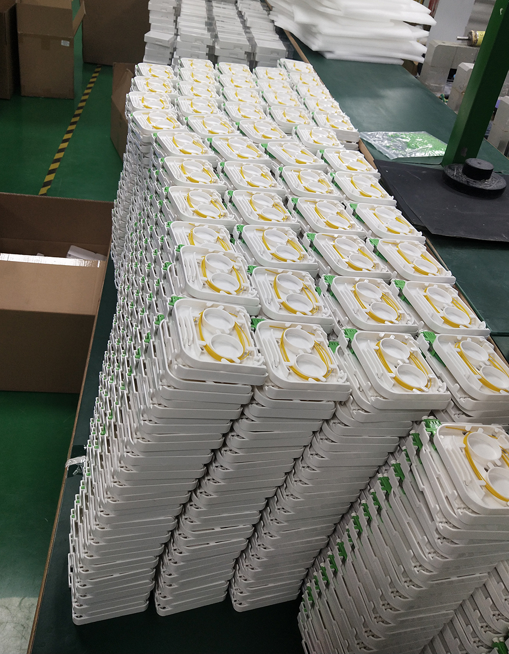 1 2 Ports FTTH Products Fiber Optic Enclosures Wall Mount Termination Box