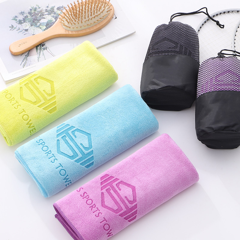 Sports Custom Logo Microfiber Sweat-absorbing Towel for Outdoor Activities Quick-drying