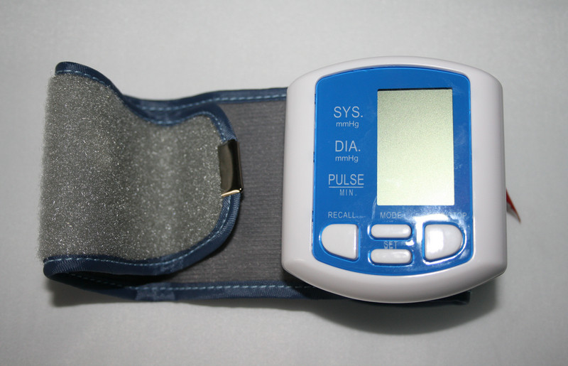 Wrist Digital Blood Pressure Apparatus , Ambulatory bp Monitoring