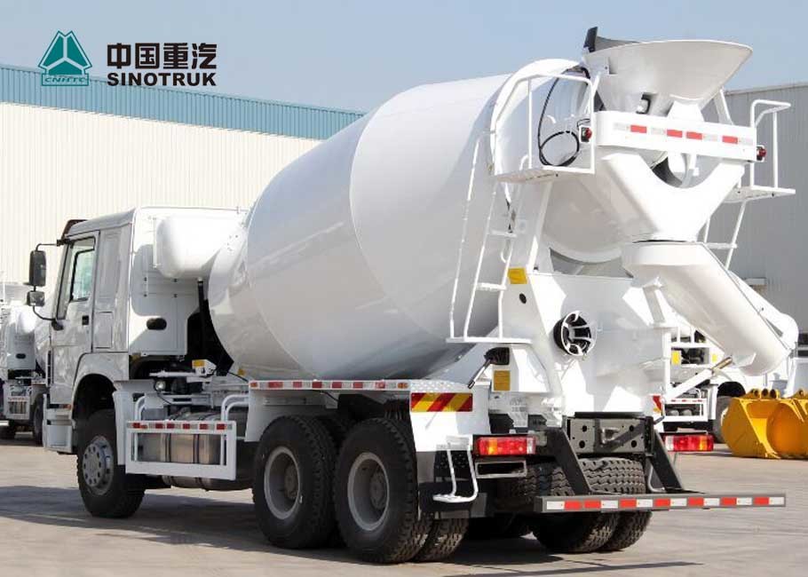Euro 2 371hp SINOTRUK HOWO Concrete Agitator Truck 10 CBM Long Life Time