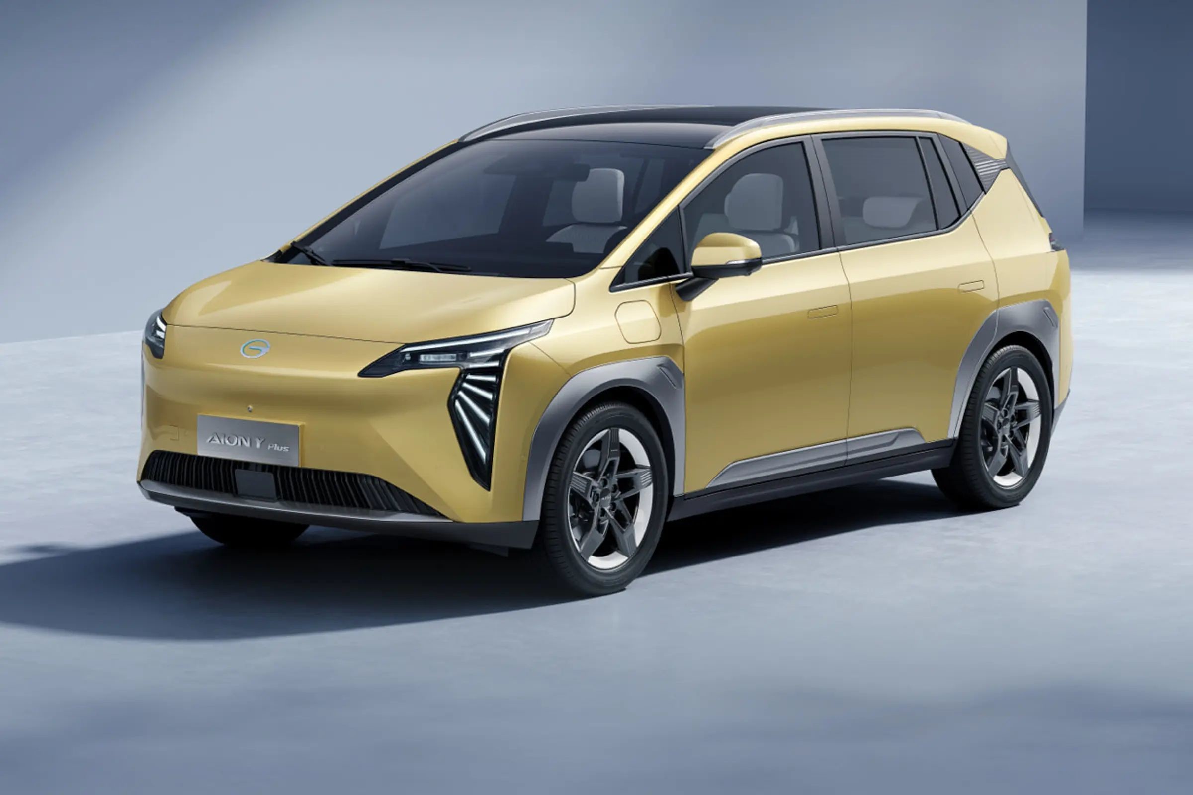 Aion Y The Perfect Blend Of Style Performance And Technology In A Used Electric Car
