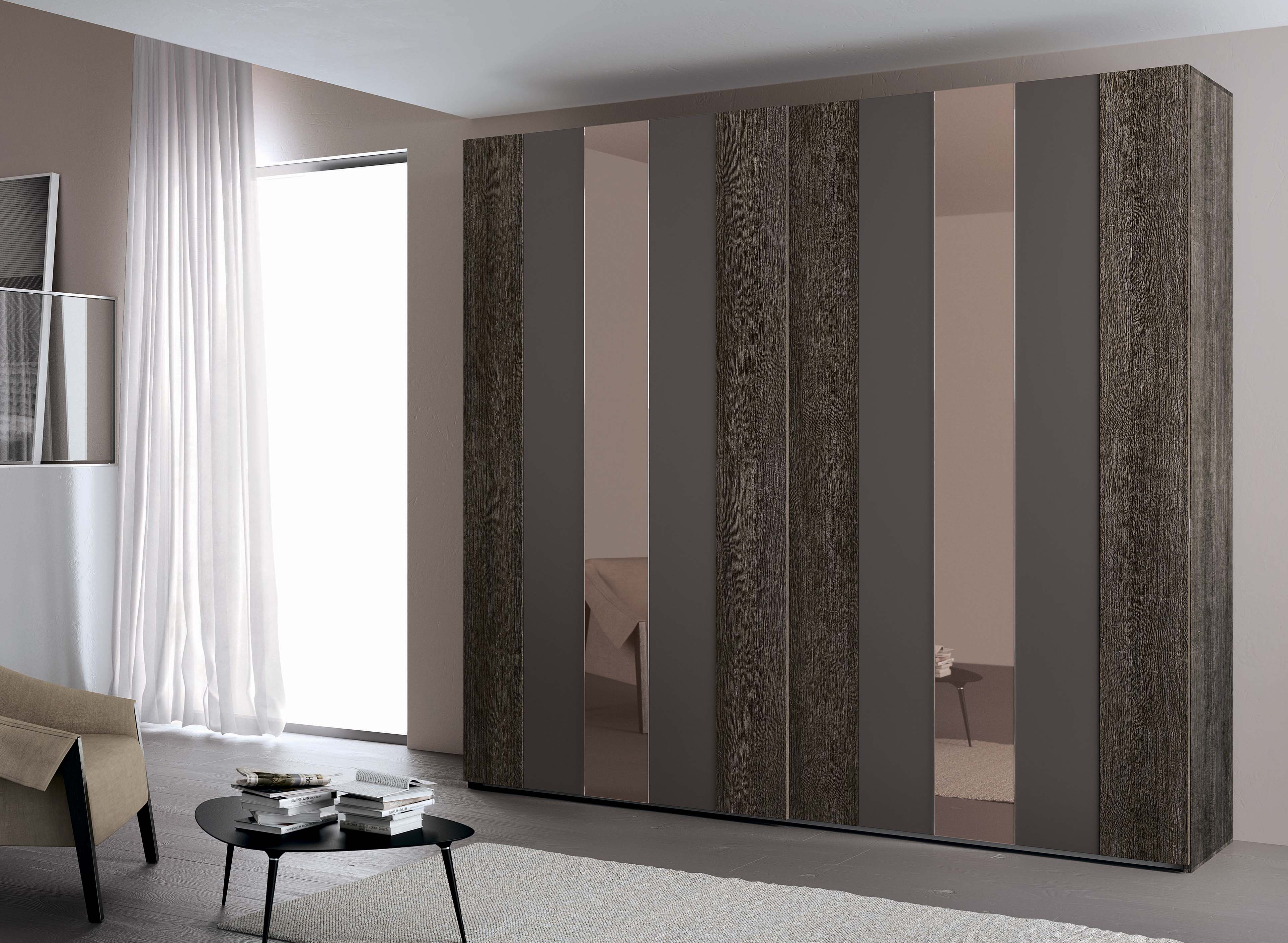 European Style Modern Design Waterproof Wooden Wall Wardrobe Cabinet with Customized