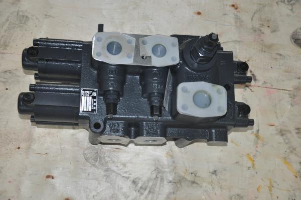 12C0025X0Y20MPAP01 Loader Control Valve , 66.00kg Hydraulic Pressure Control