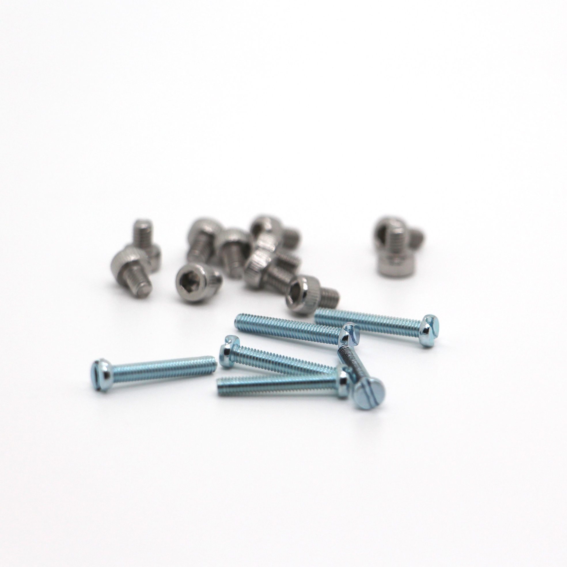 Customized Pan Head Phillips Half Thread Machine Stainless Steel 304 316 Tapping Tiny Micro Screws Fasteners