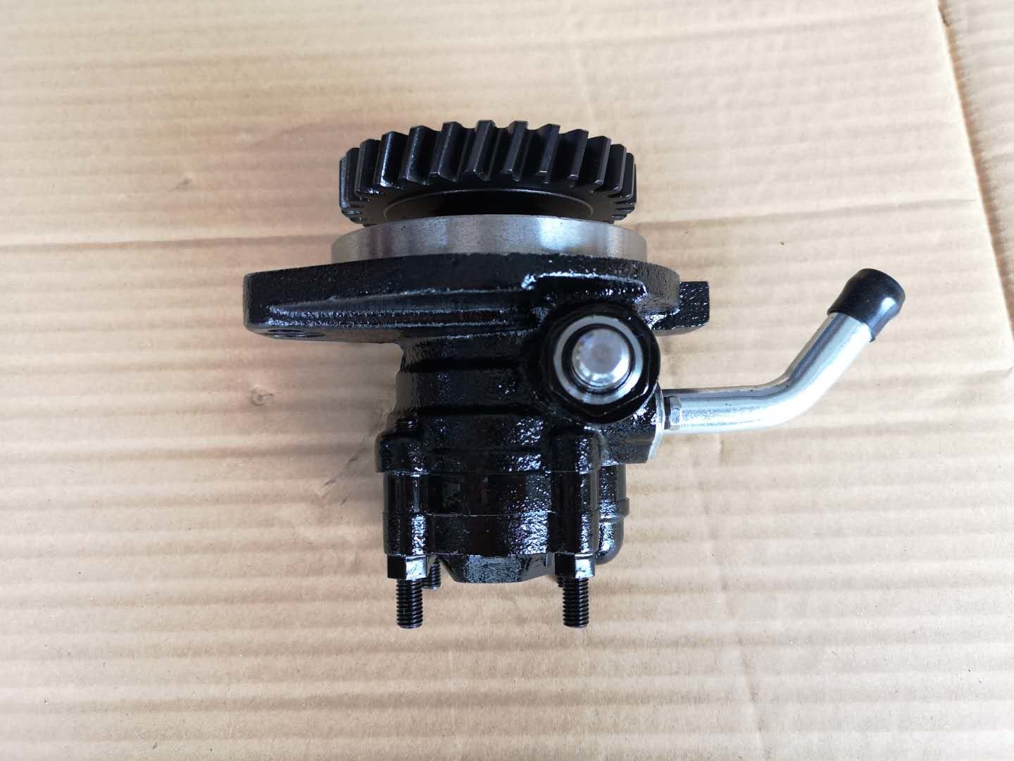 NPR NQR Power Steering Pump 8971365741 High Quality 4HE1 4HF1 4HG1 Engine Chassis Parts 30 Teeth Gear