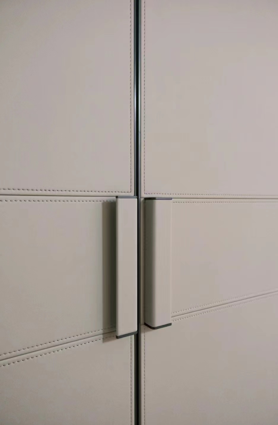 YALIG Models Leather Doors Wardrobe Door Designs with Wooden Material