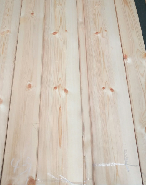 Knotty Pine Decorative Veneers Knotty Pine Natural Veneers for Furniture Doors and Plywood Industry