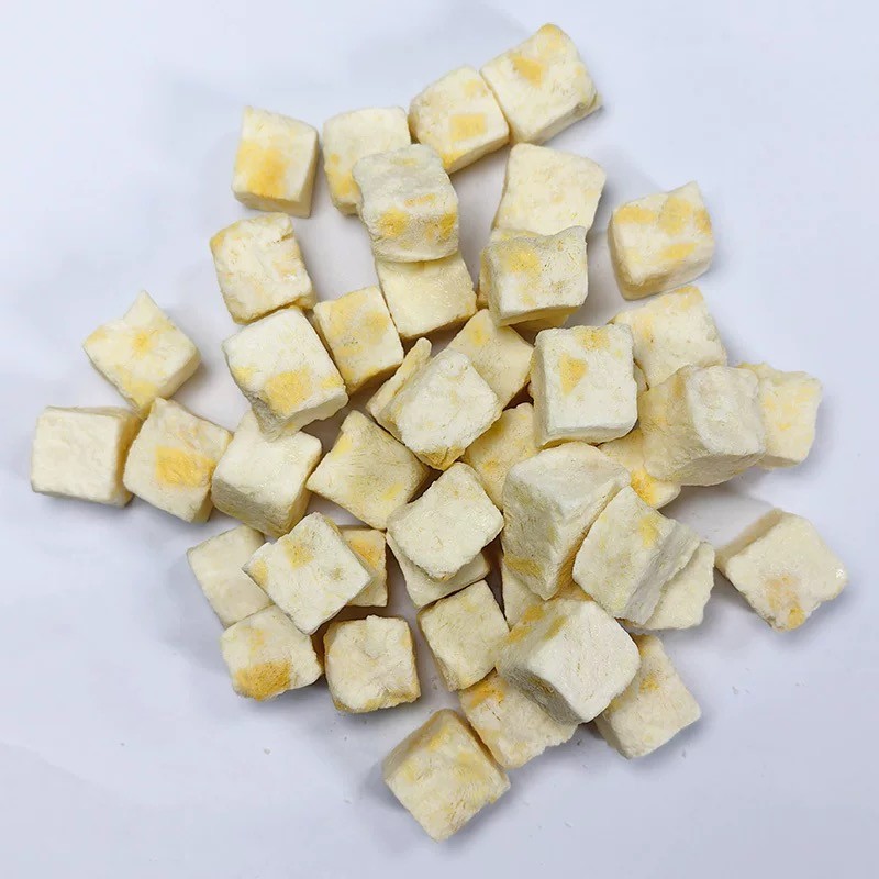 Delicious Freeze-dried Yogurt Cubes Low Calorie Strawberry Flavoured 50g For Children's Lunchboxes