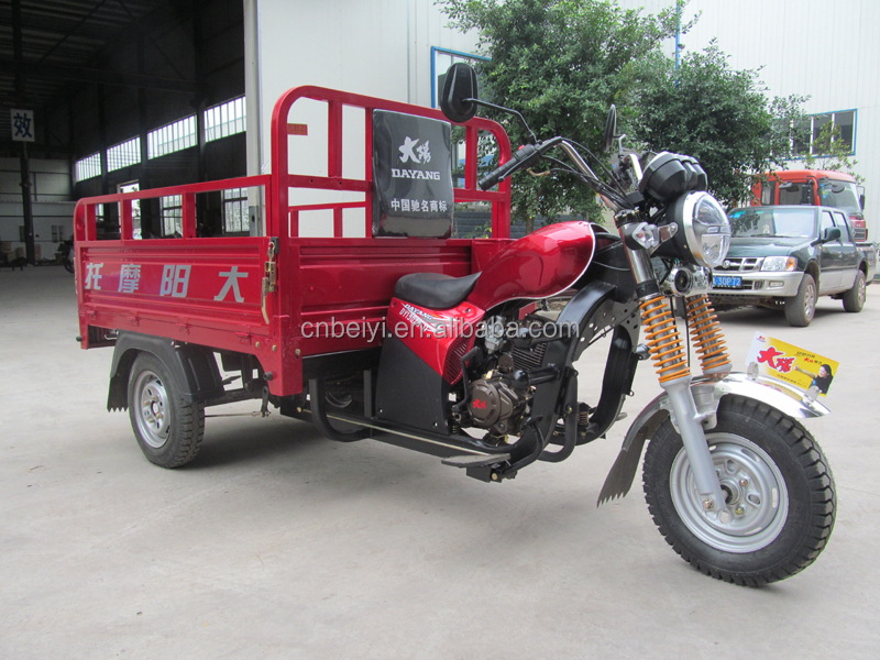 150cc Moto Taxi Tricycle with 1000kg Loading Capacity OPEN Body Type MOTORIZED 151-200cc