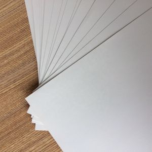 Offset Printing Compatible Double Side Coated White C2S Glossy Art Paper for