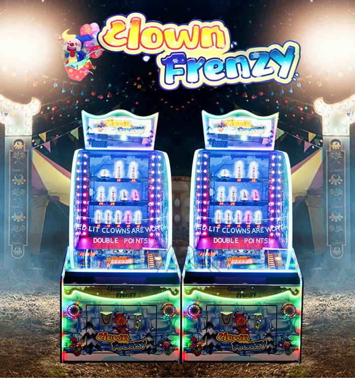 Key Master Clown Frenzy Throw Ball Redemption Game Machine 150W 350W
