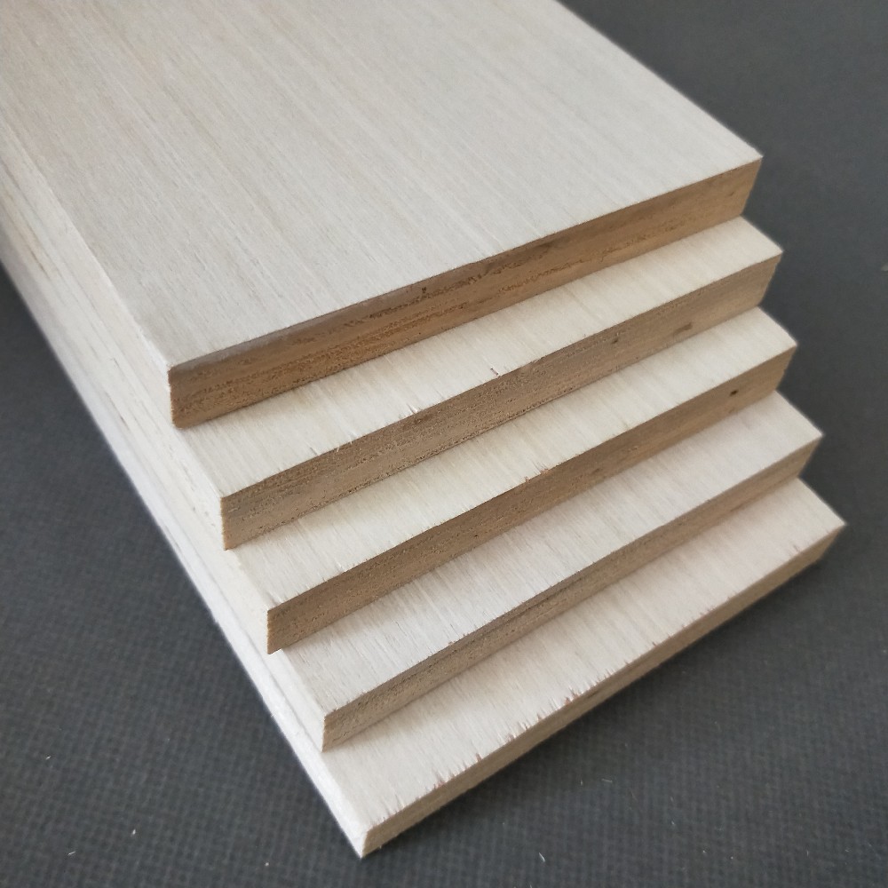 Customized 1220x2440mm Carbonized Solid Wood Panel Rubber Finger Joint Hardwood Board
