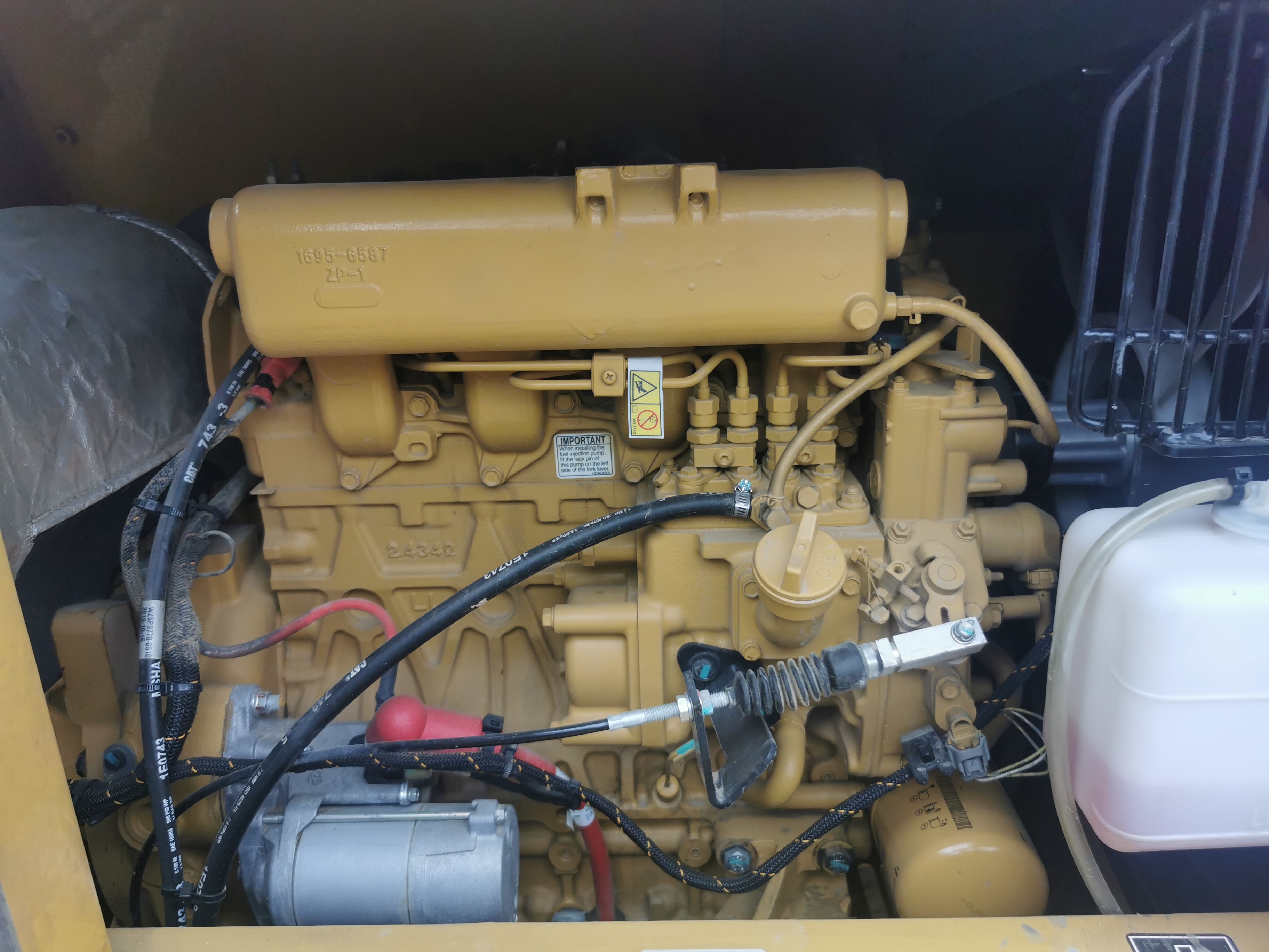 Great Condition Caterpillar 306.5 Excavator Used Cat306.5 36.5KW Machine Weight 6175 KG