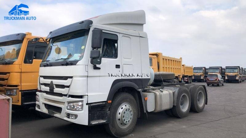 10 Wheel 75km/h Prime Mover Truck For Heavy Duty Loading