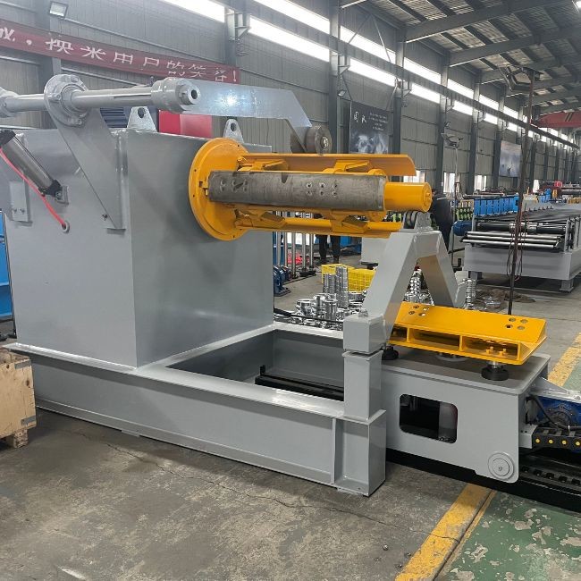 Automatic Auxiliary Equipment Hydraulic Cylinder 15 Tons Hydraulic Decoiler With Loading Cart