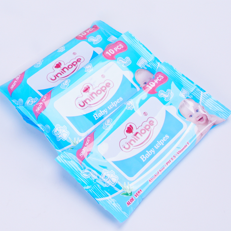 Household Cleaning Wet Wipes 15*20CM 20pcs Small Pack for Baby Cleaning