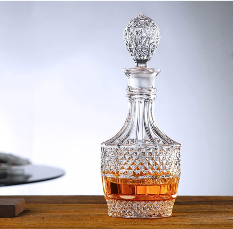 Modern Wine Decanter Clear Glass Finished Decanter Glass Crystal Whiskey Decanter Gift