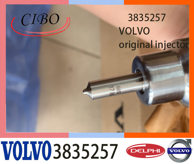 VOL Fuel Injector 0414702015 0414702024 3835257