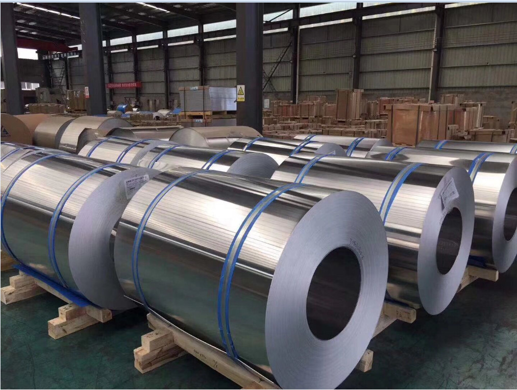 Manufacturers straight hot rolling 3003 kitchen utensils painted aluminum roll quality is good
