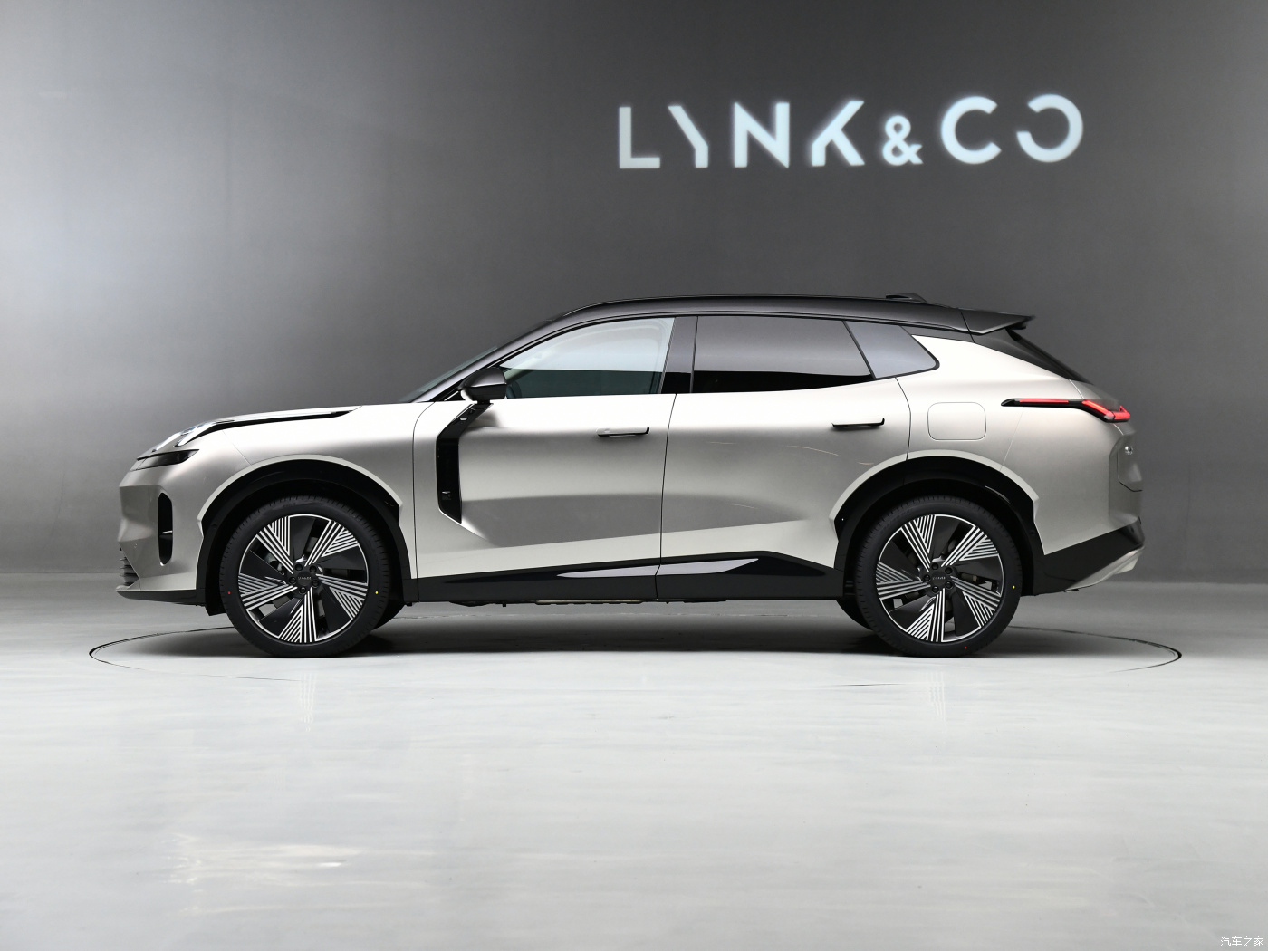 Lynk Co 08 2024 Version 03 06 02 09 Car 2023 EM-P Time Limited Edition Ternary Lithium Sale Happening Now