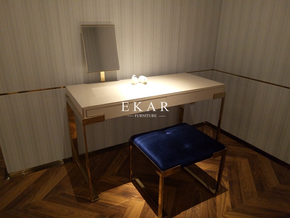 High End White Elegant Design Bedroom Dressing Table With Mirror W005B13