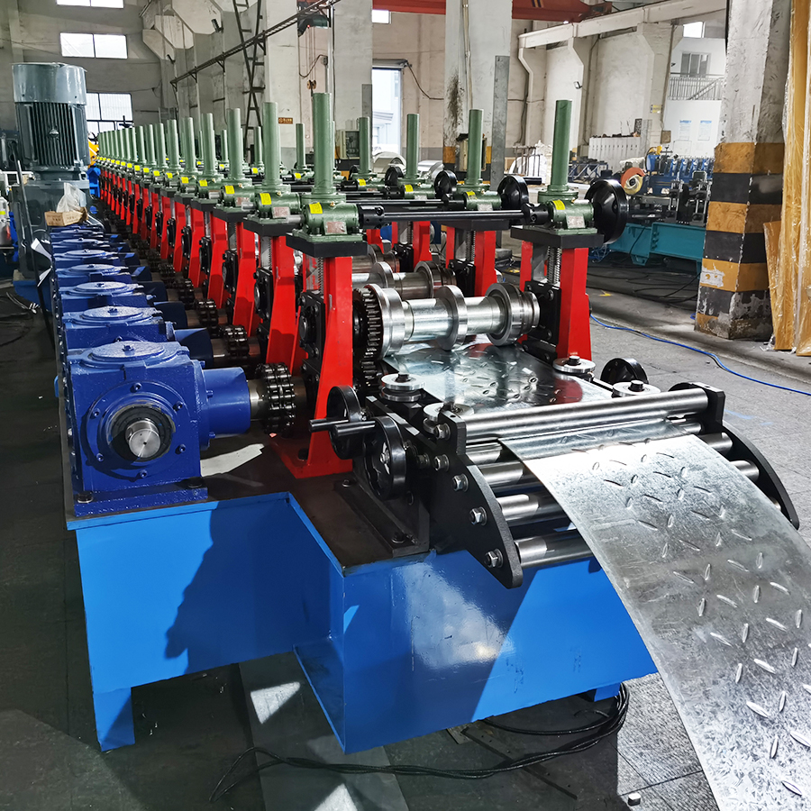 Stainless Steel Scaffold Forming Machine For Floor Decking Making