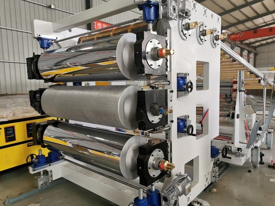 High Speed PP PS ABS Plastic Roll Sheet Extrusion Production Line