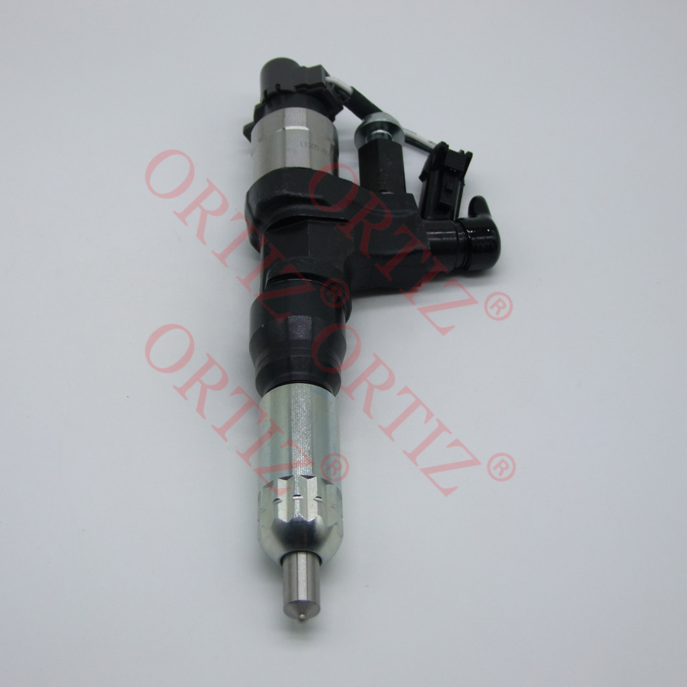 HINO J08E Denso Common Rail Diesel Injector 095000-6813 23670-E0202