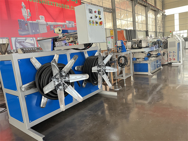 HDPE Corrugated Pipe Extrusion Line Plastic Corrugated Flexible Pipe Machine