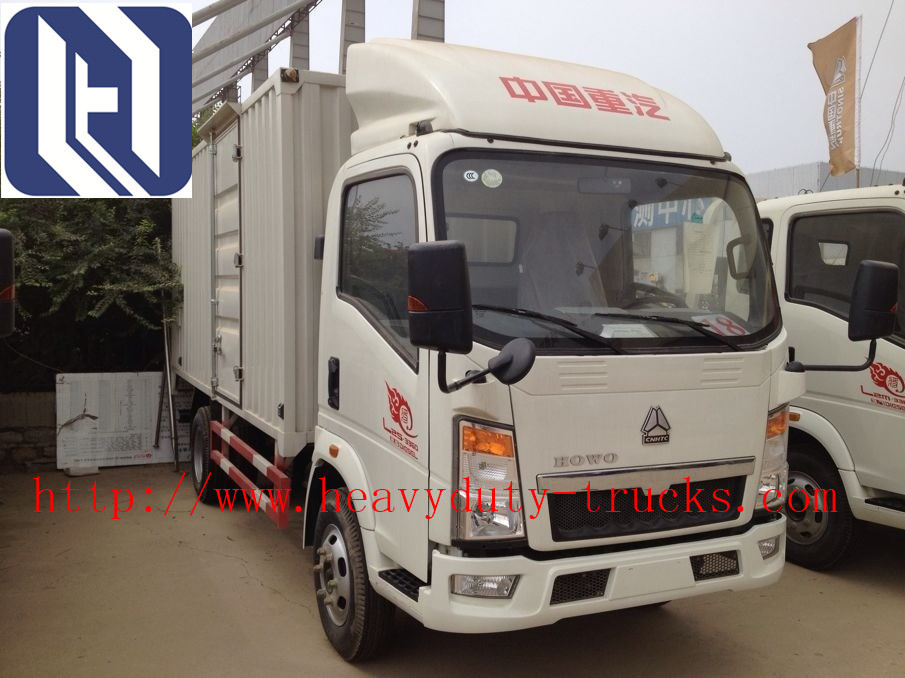 Euro 2 International Light Duty Commercial Trucks 12 Tons Light Duty Cargo Truck 95 km / h
