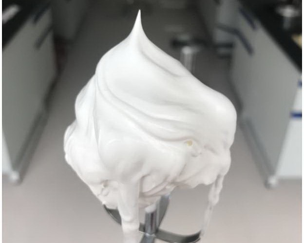 Food Emulsifier Polyglycerol Esters Of Fatty Acids Pge E475 With Kosher And Halal Certificate