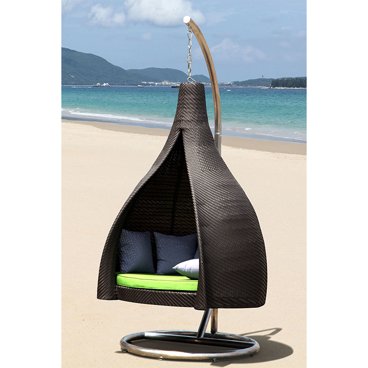 Outdoor/Indoor Hanging Rattan Egg Chair Modern Design for Leisure Wicker Patio Egg Swing Chair