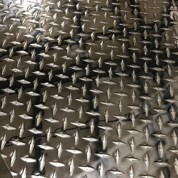 6061 1100 3003 5052 Aluminum Diamond Tread Plate Embossed Aluminum Checkered Plate