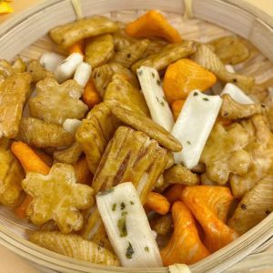 China Multiple Shapes Rice Cracker Seaweed Japanese Mix Rice Cracker on sale