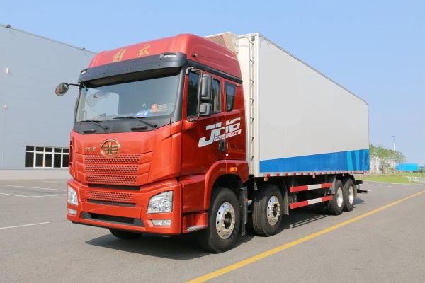 Qingdao Jiefang CA5310 JH6 Diesel 12 Gear 400 Hp 8X4 High Roof Deflector 9.4m