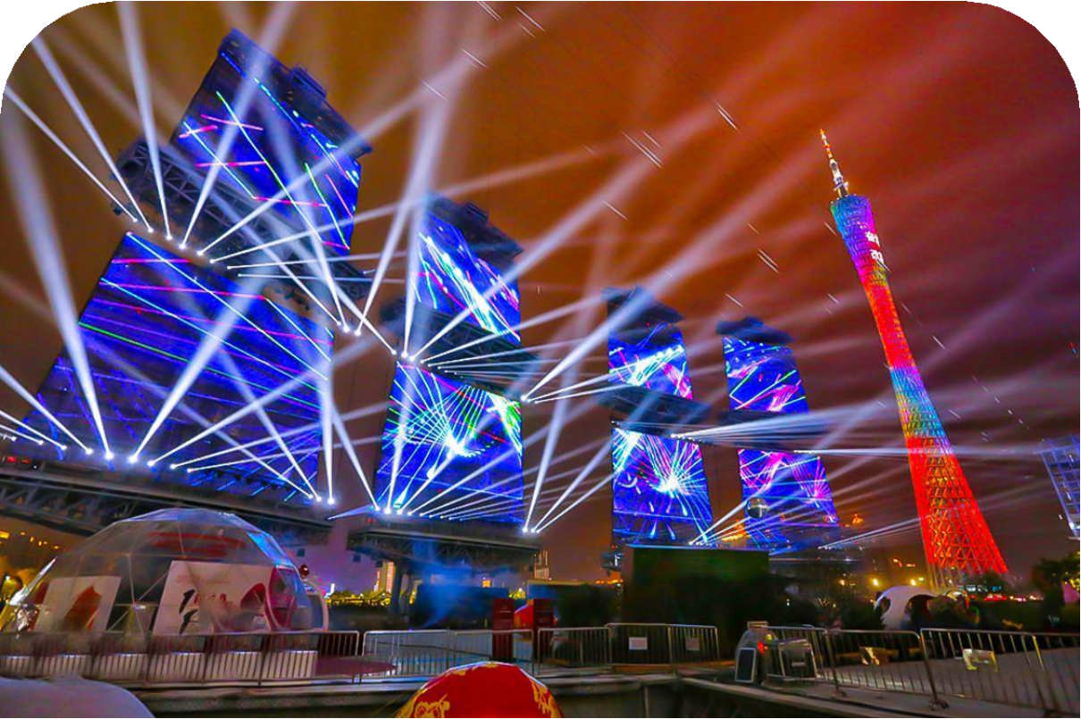 IP43 Waterproof Outdoor Transparent Led Screen Led Mesh Video Wall High Brightness P3.9-7.8