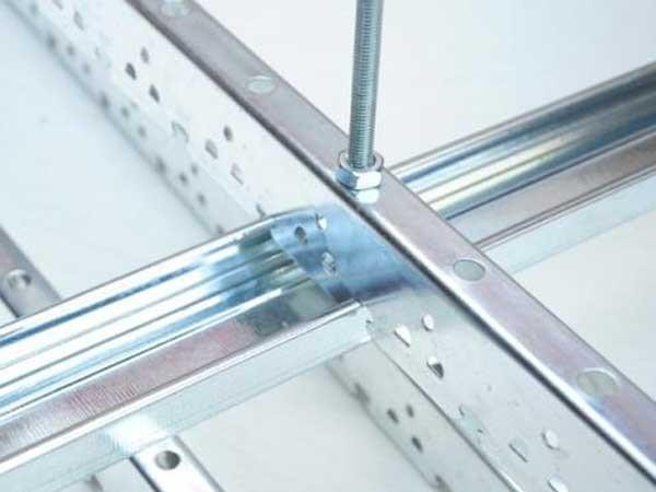 Z275g SGC570 G550 Galvanized Steel C-Profile/C-Channel/Purlin/Light Steel House Steel Slit Coils Spangle Steel Strips