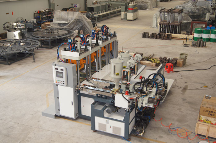 Men Leather Shoes Sole Injection Molding Machine , 2 Colors TPR Sole Making Machine